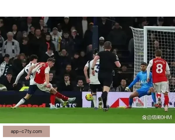 图多尔带队下馆子激励士气备战阿森纳